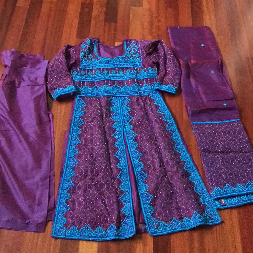 Fancy  3 piece Indian Pakistani outfit